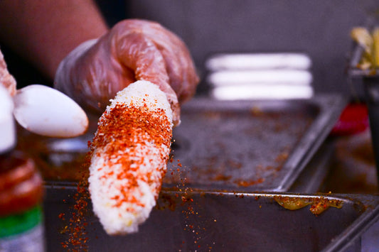 Foto apetitosa de elote em destaque, ilustrando a receita apresentada no blog Granuz
