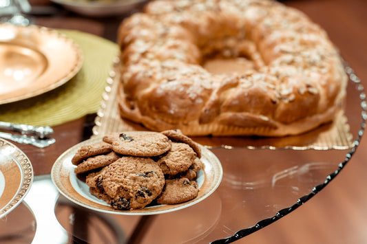 Foto apetitosa de cookies de cranberry em destaque, ilustrando a receita apresentada no blog Granuz