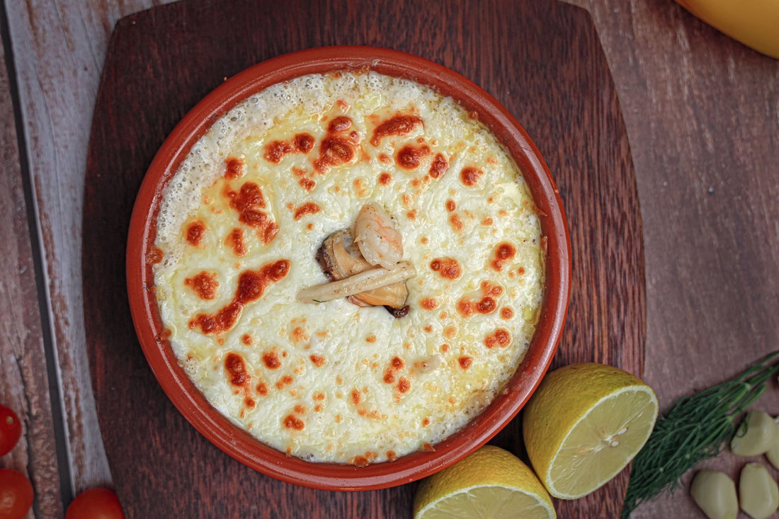 Foto apetitosa de escondidinho de camarão em destaque, ilustrando a receita apresentada no blog Granuz