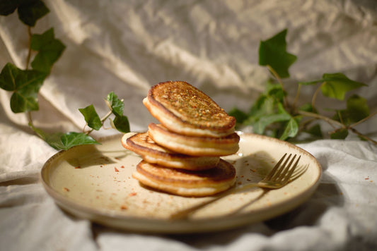 Foto apetitosa de atayef em destaque, ilustrando a receita apresentada no blog Granuz