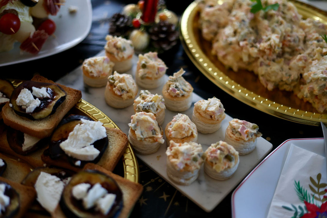 Foto apetitosa de canapés em destaque, ilustrando a receita apresentada no blog Granuz