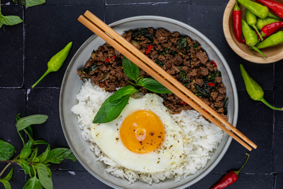 Foto apetitosa de majadito em destaque, ilustrando a receita apresentada no blog Granuz