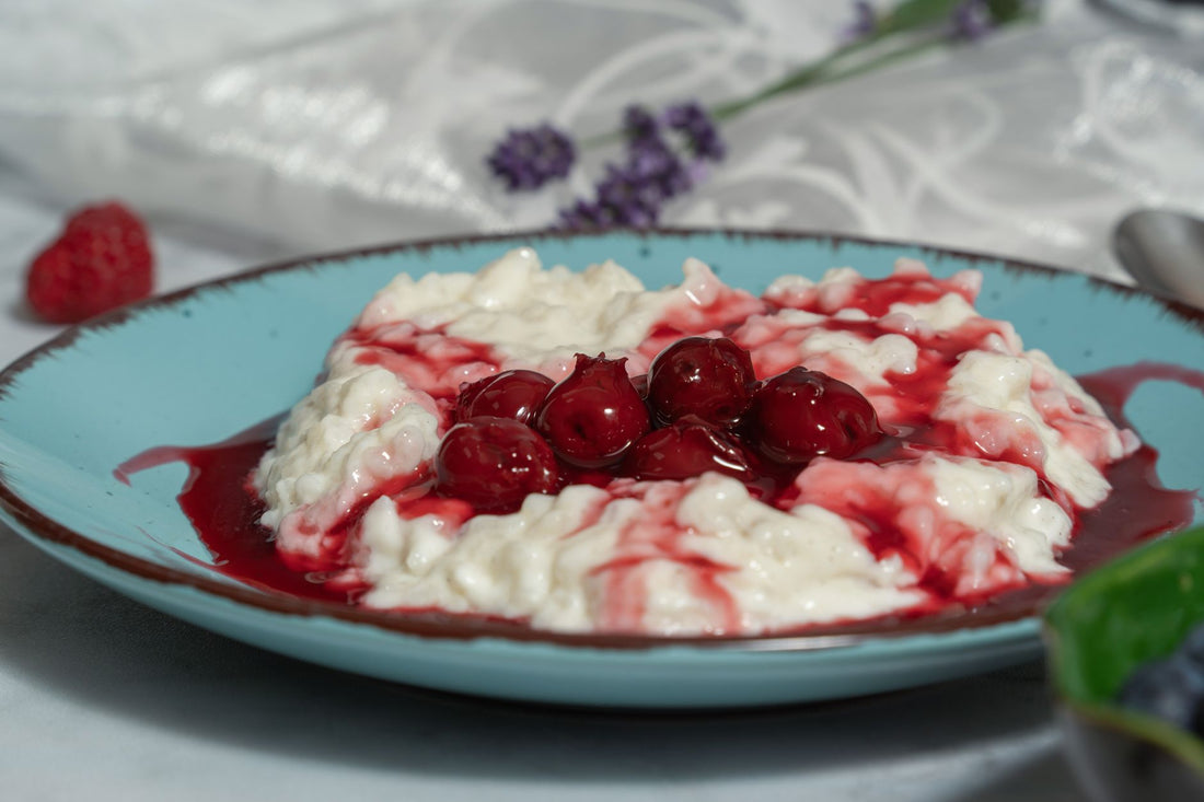 Foto apetitosa de arroz de leite em destaque, ilustrando a receita apresentada no blog Granuz