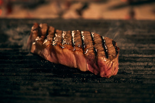 Foto apetitosa de bife ancho em destaque, ilustrando a receita apresentada no blog Granuz