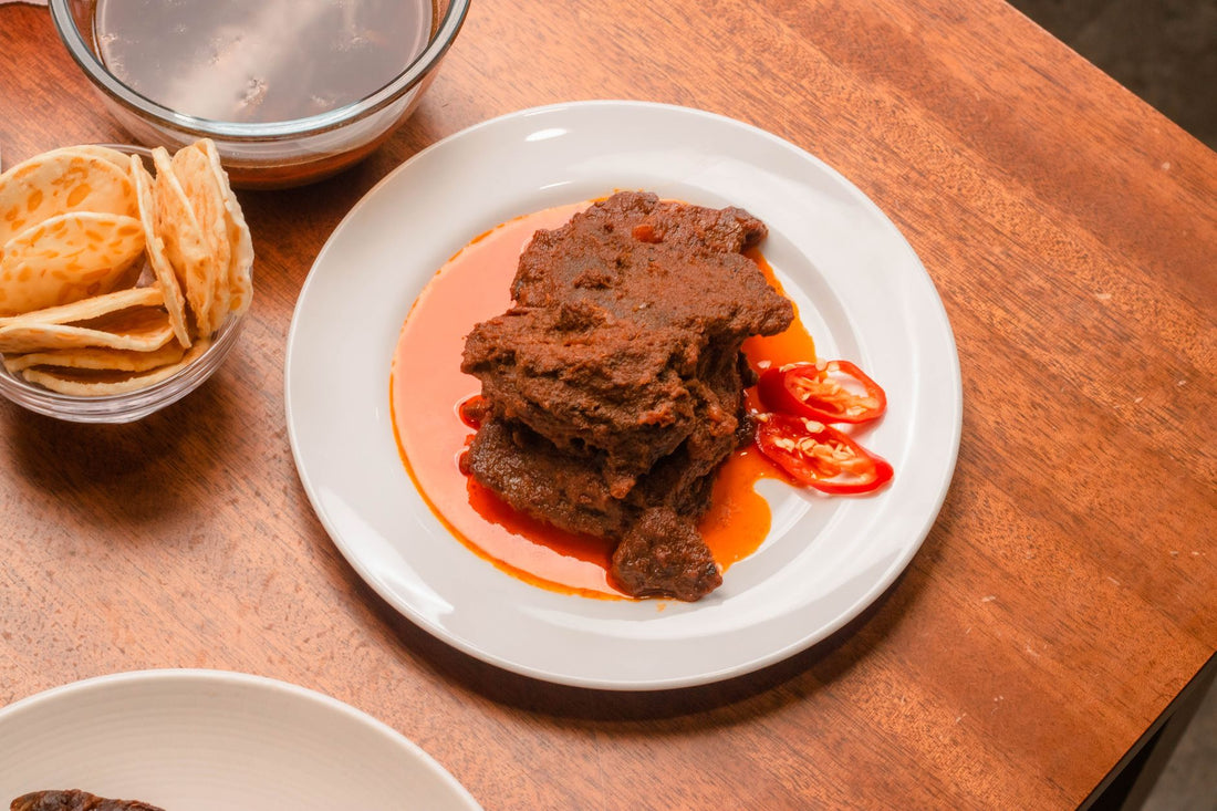 Foto apetitosa de picadinho de carne em destaque, ilustrando a receita apresentada no blog Granuz