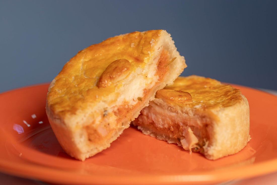 Foto apetitosa de torta de sardinha em destaque, ilustrando a receita apresentada no blog Granuz