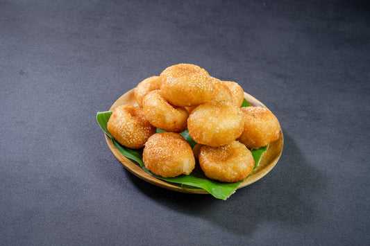 Foto apetitosa de bolinho de arroz em destaque, ilustrando a receita apresentada no blog Granuz